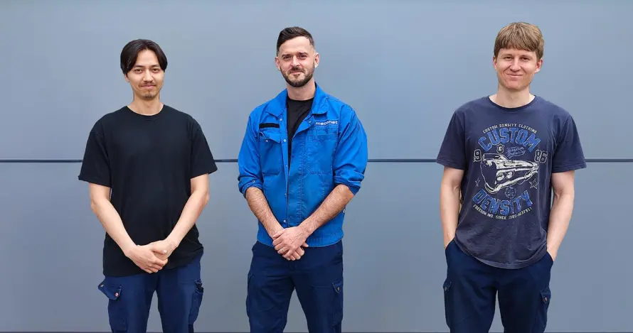 Group photo of three summer employees at Meconet.